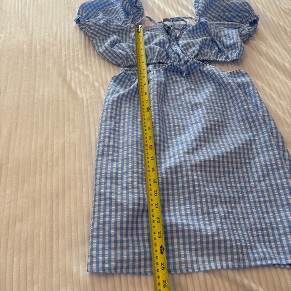 H&M Blue Gingham Cut-Out Mini Dress Puff Sleeve Tie Back Summer Dress Size M - Picture 4 of 7